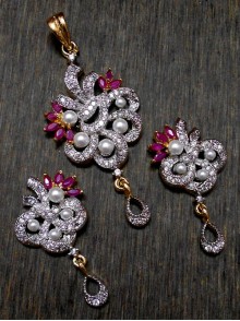 CZ Pendant With Earrings